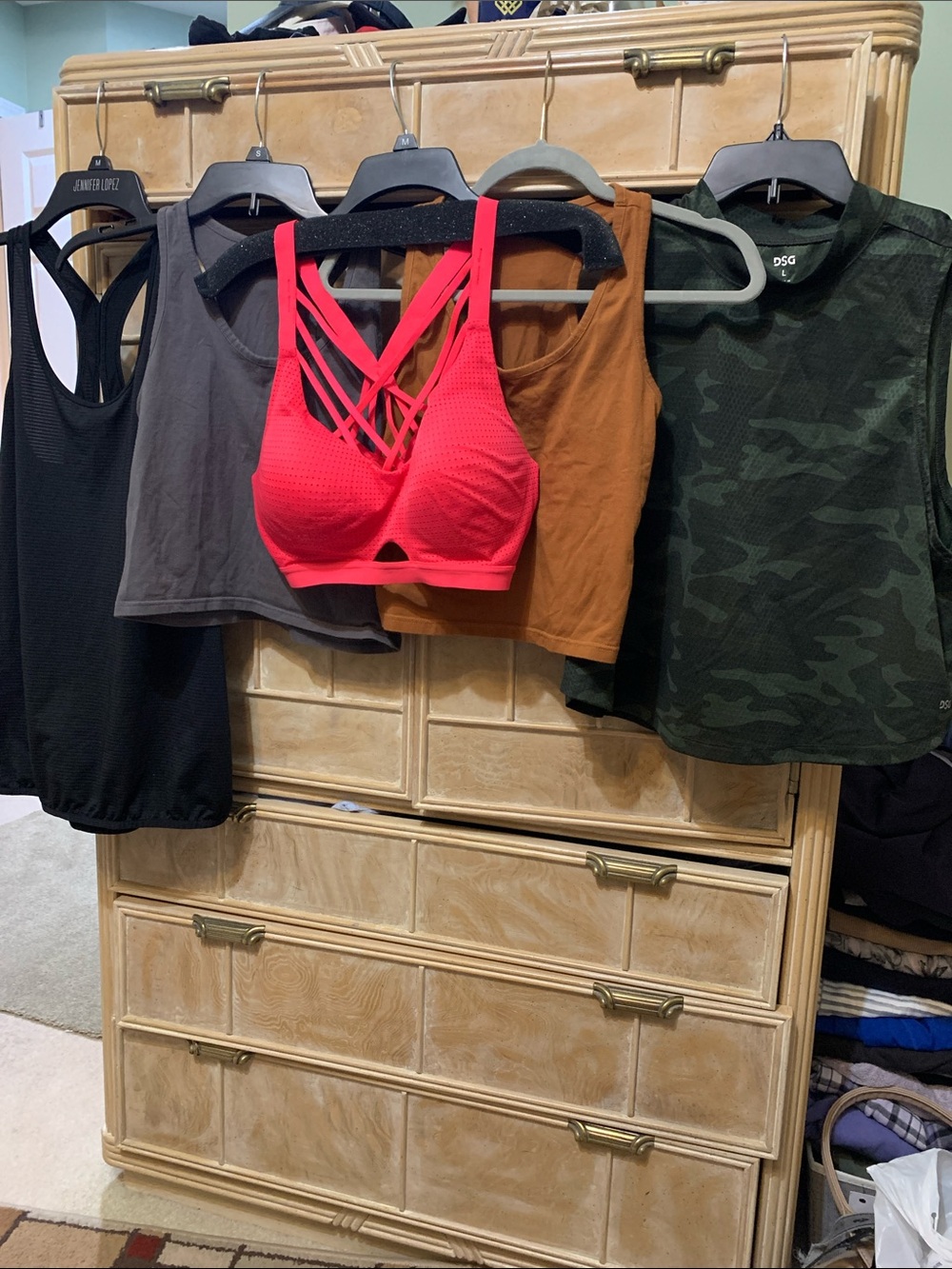 Victoria's Secret Strappy Sports Bra - Bright red & 4 tank tops